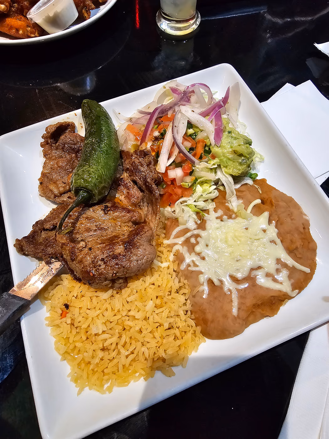 Los Reyes Restaurant Bar photo 4