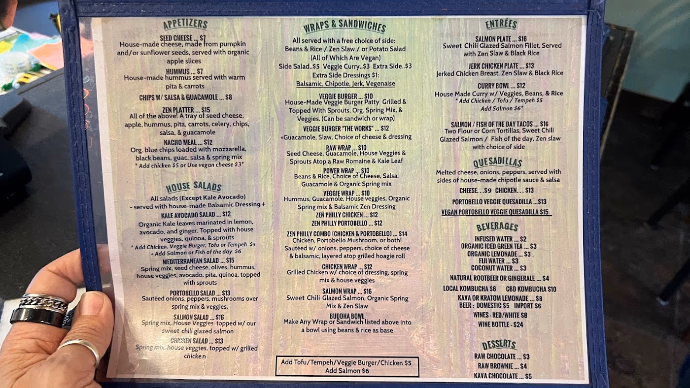 Lotus Cafe & Juice Bar At Zen Garden photo 3