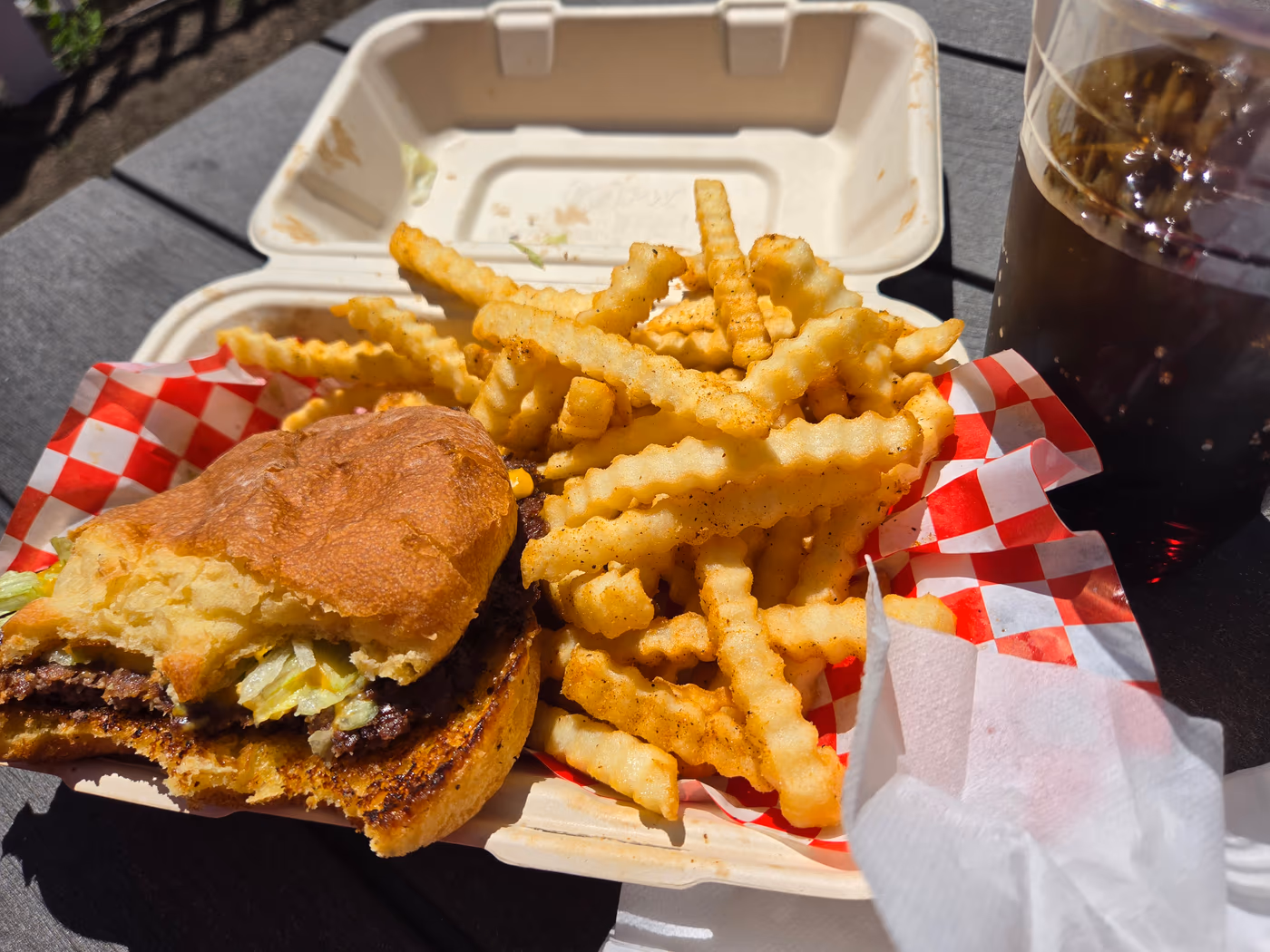 Love Eatz SmashBurger photo 2