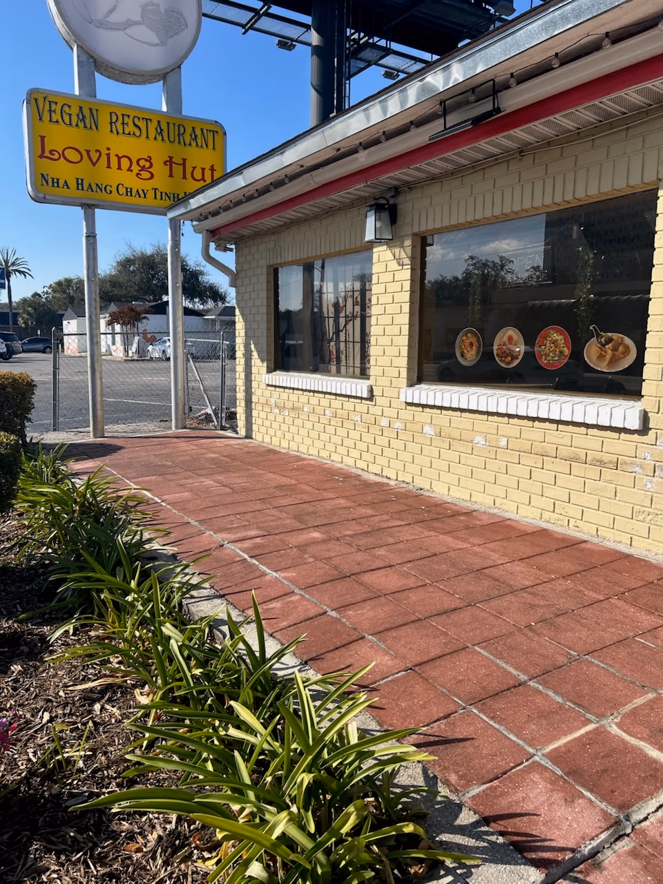 Loving Hut Orlando - Vegan Restaurant
