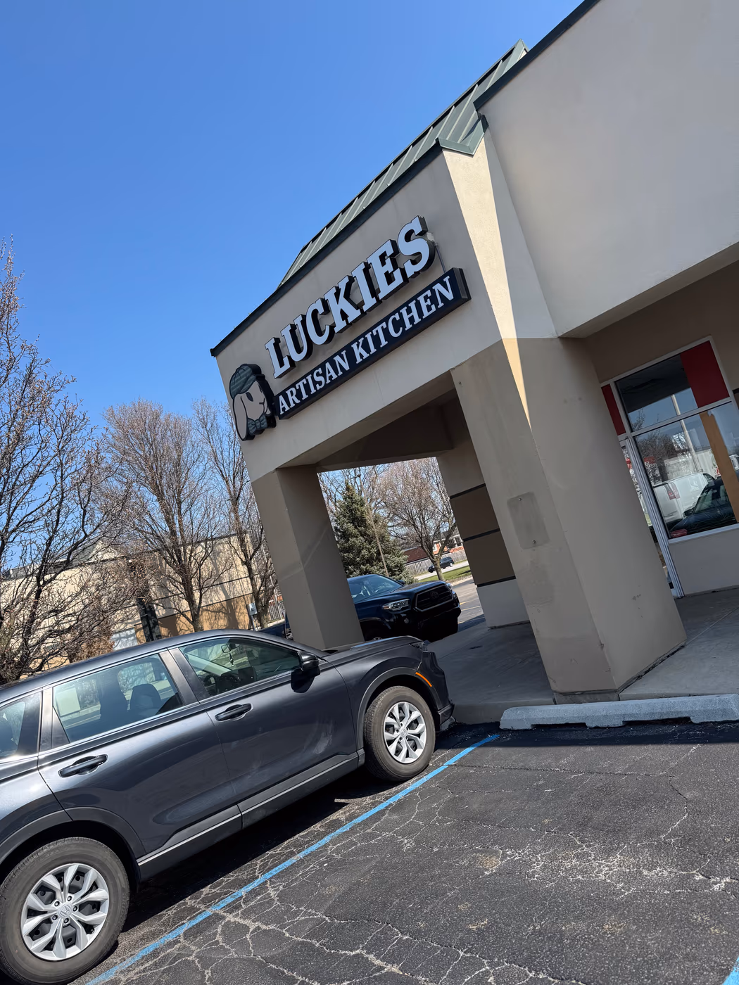Luckies Artisan Kitchen