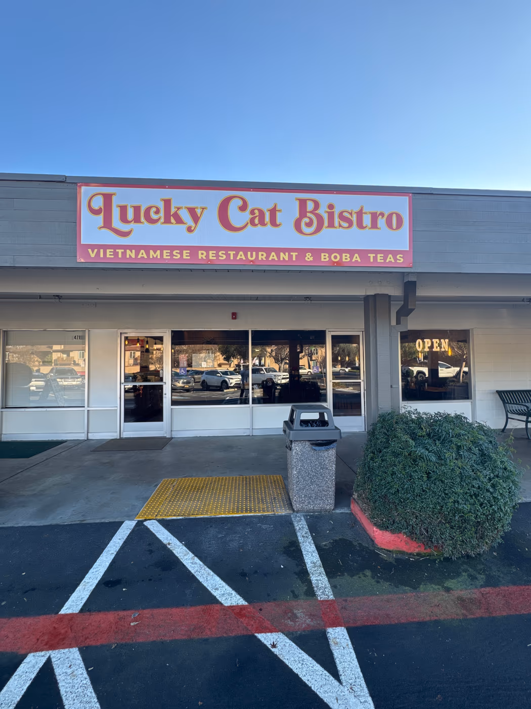 Lucky Cat Bistro