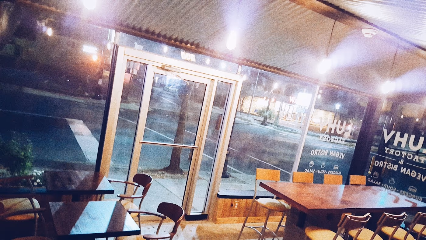 LUHV Factory & Vegan Bistro photo 2