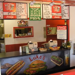 Luke's of Lake Bluff photo 2