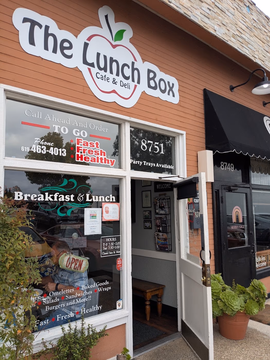 Lunch Box Cafe & Deli photo 2