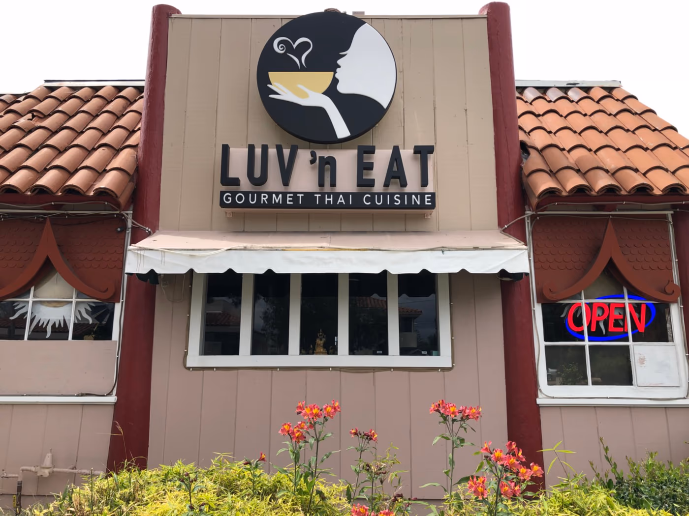 Luv 'n Eat Thai Cuisine