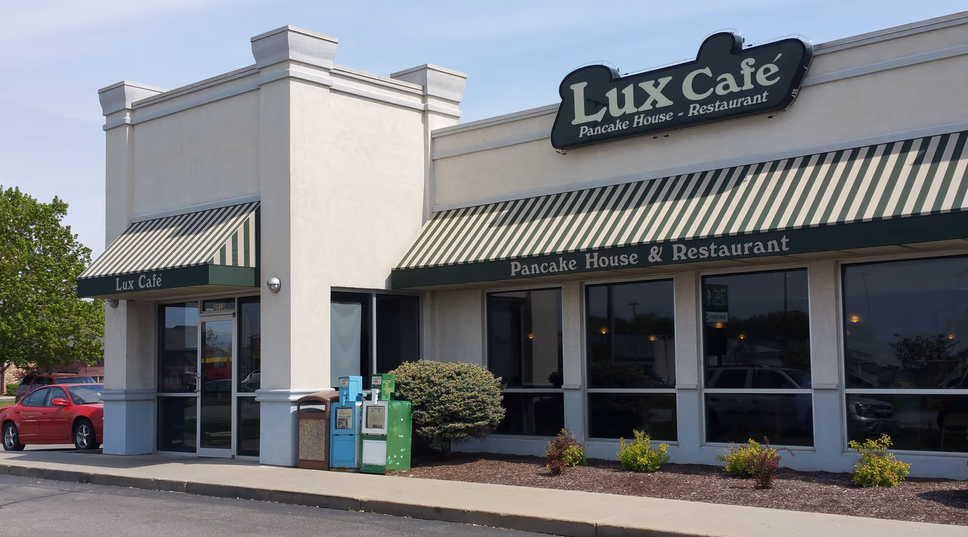 Lux Cafe