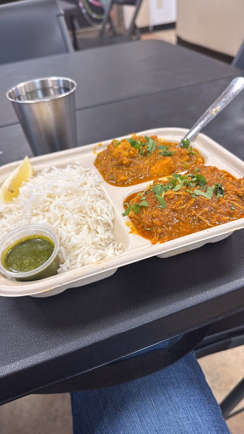 Maaji's Street Kitchen photo 4