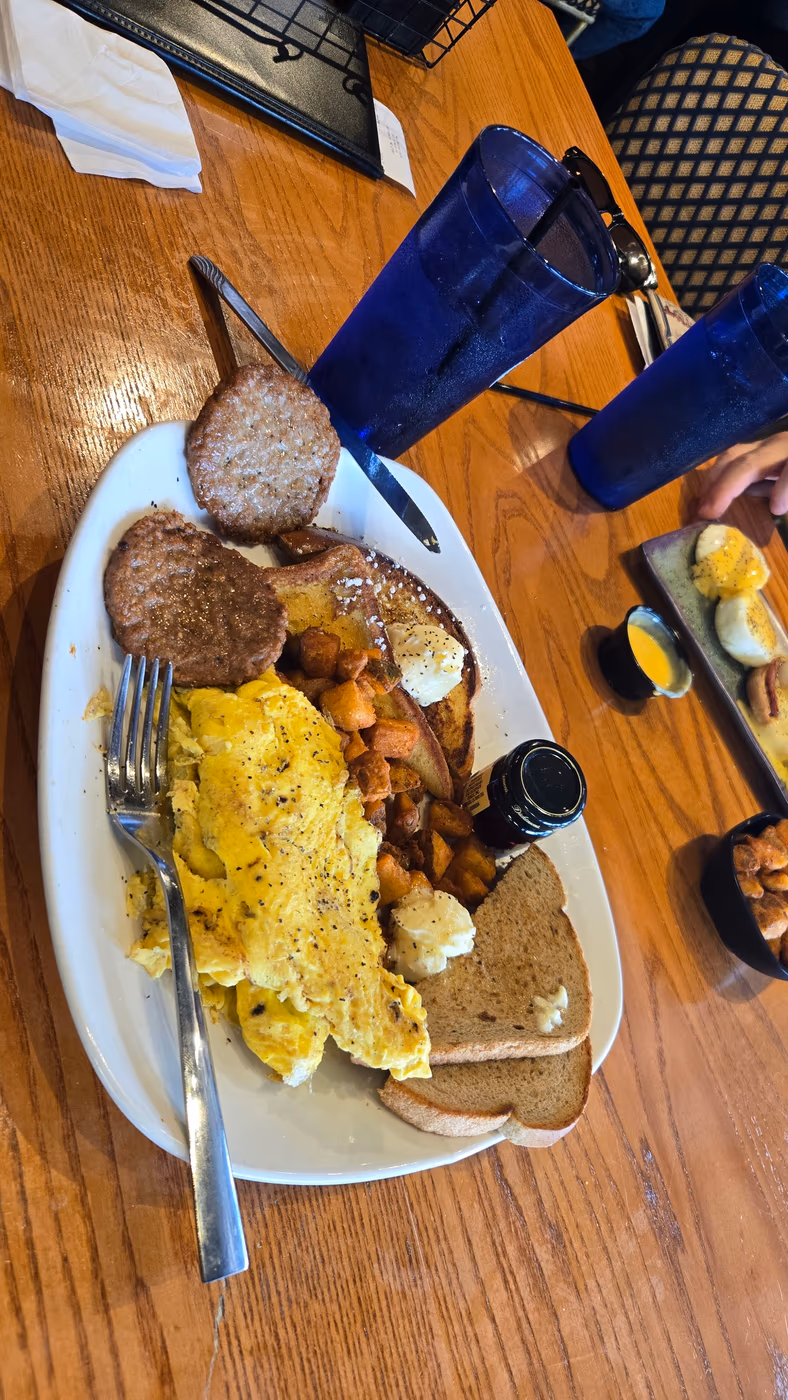 Mad Hatter Cafe