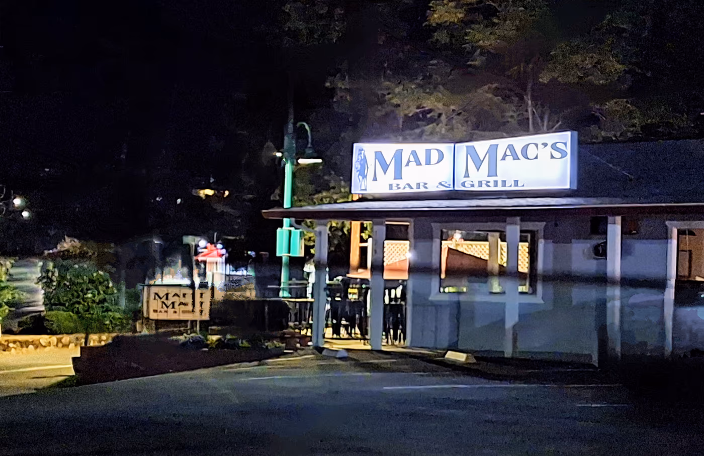 Mad Mac’s | Bar and Grill photo 4