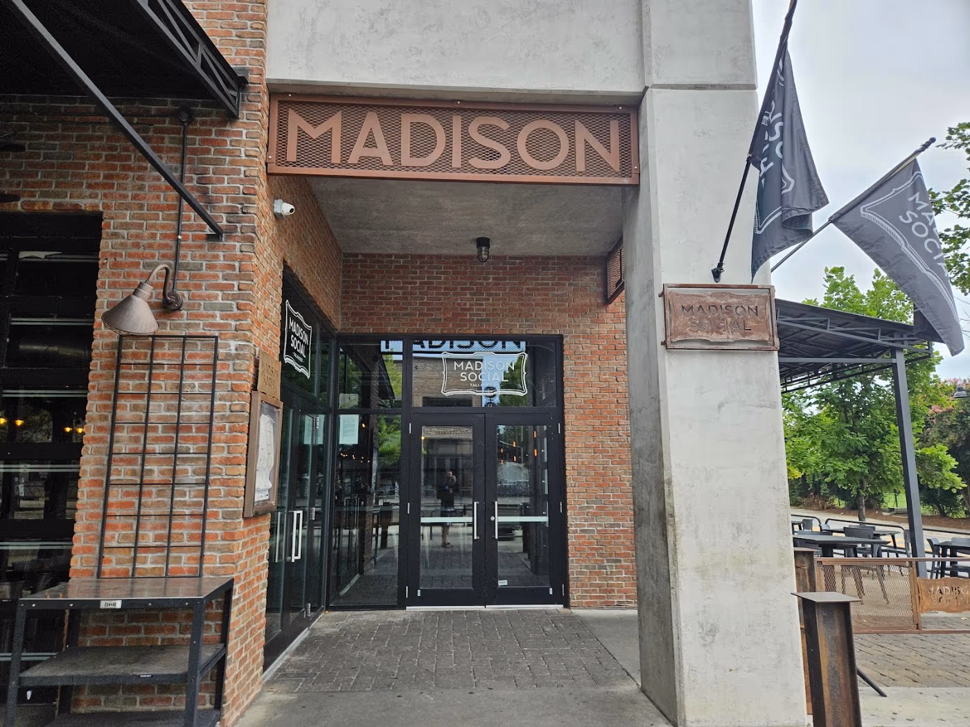 Madison Social photo 2