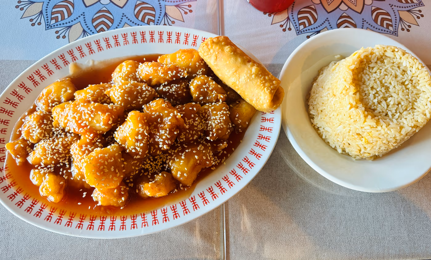 Magic Wok | Chinese • Calera