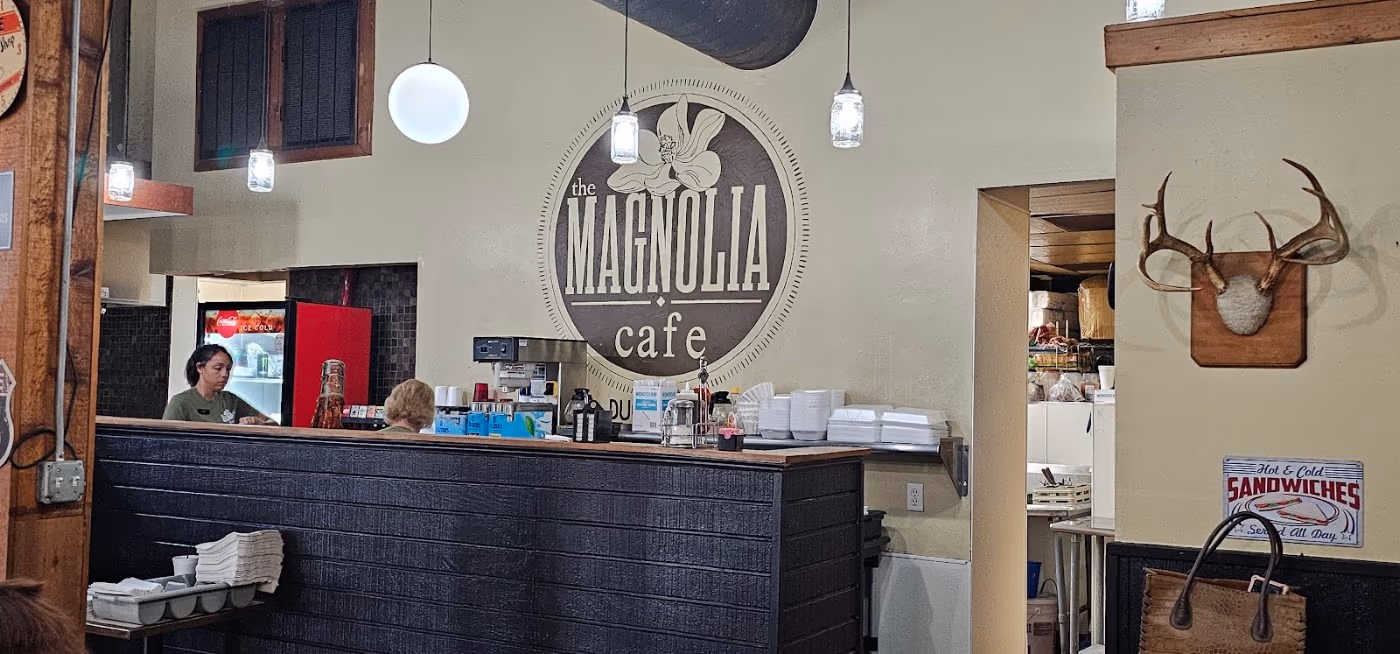 Magnolia Cafe photo 2