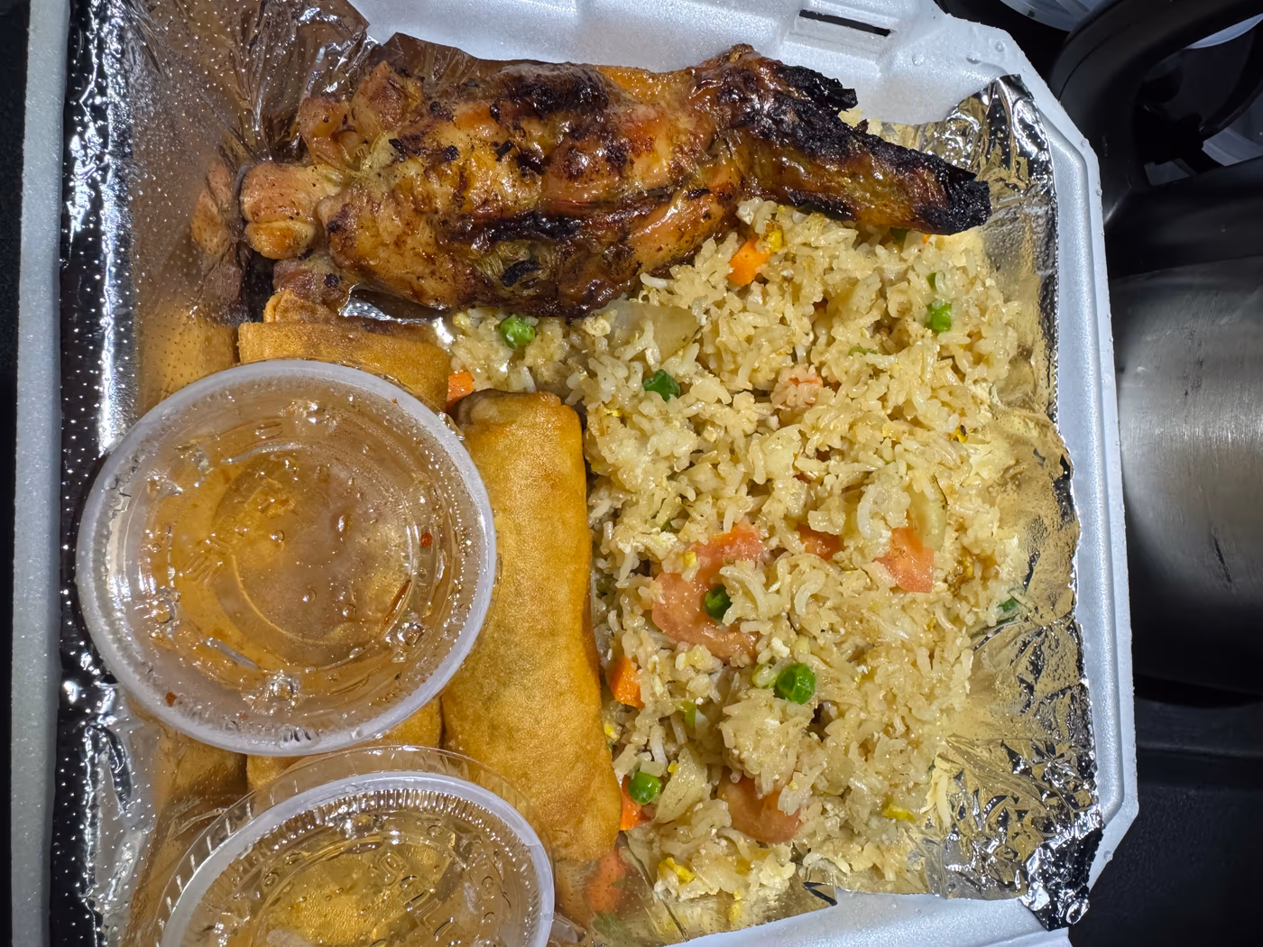 Mai's Deli