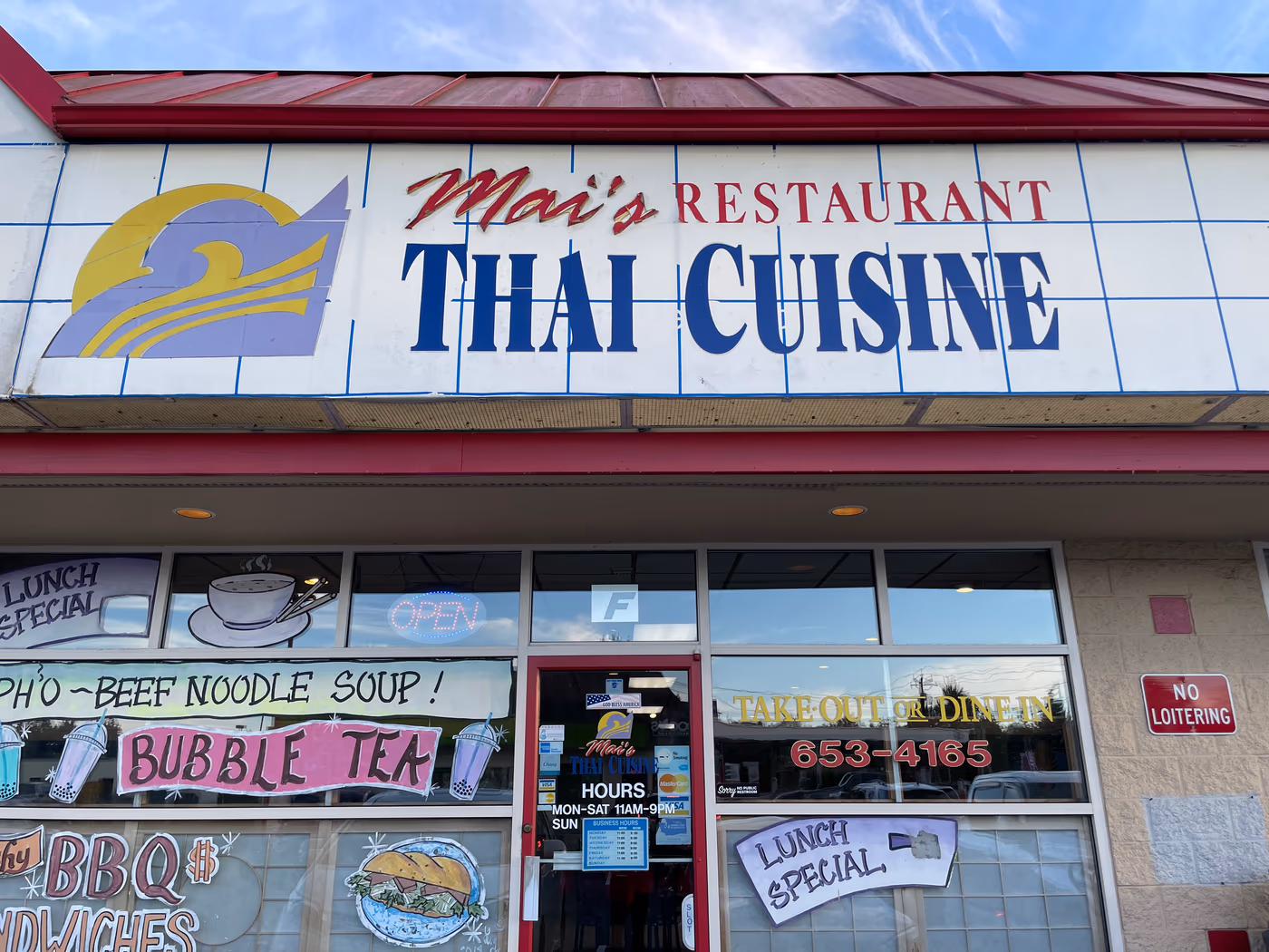 Mai's Restaurant