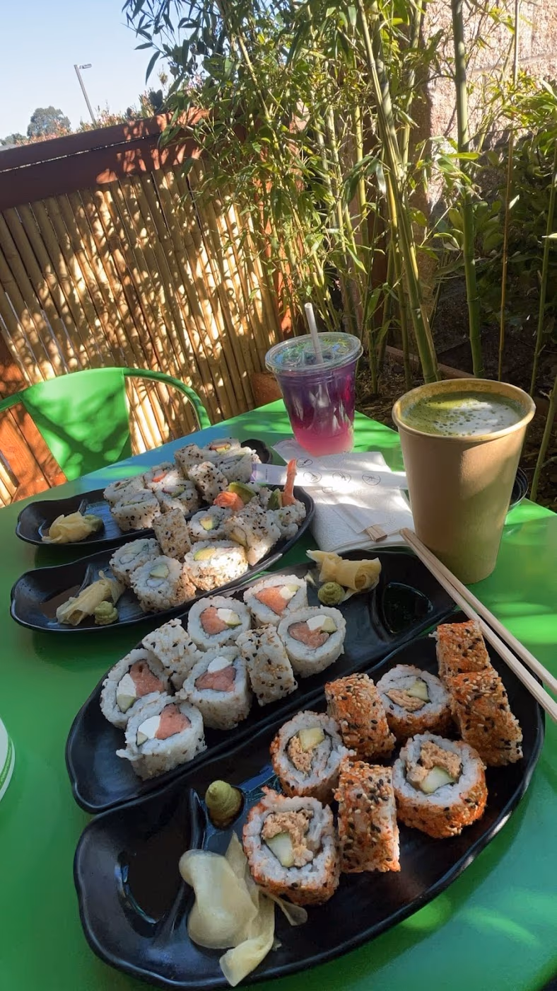 Maido Sushi Cafe photo 3