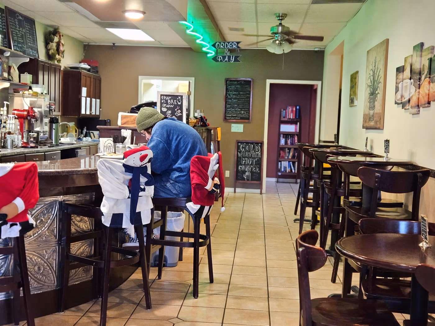 Mainstreet Coffee & Wine Bar photo 2