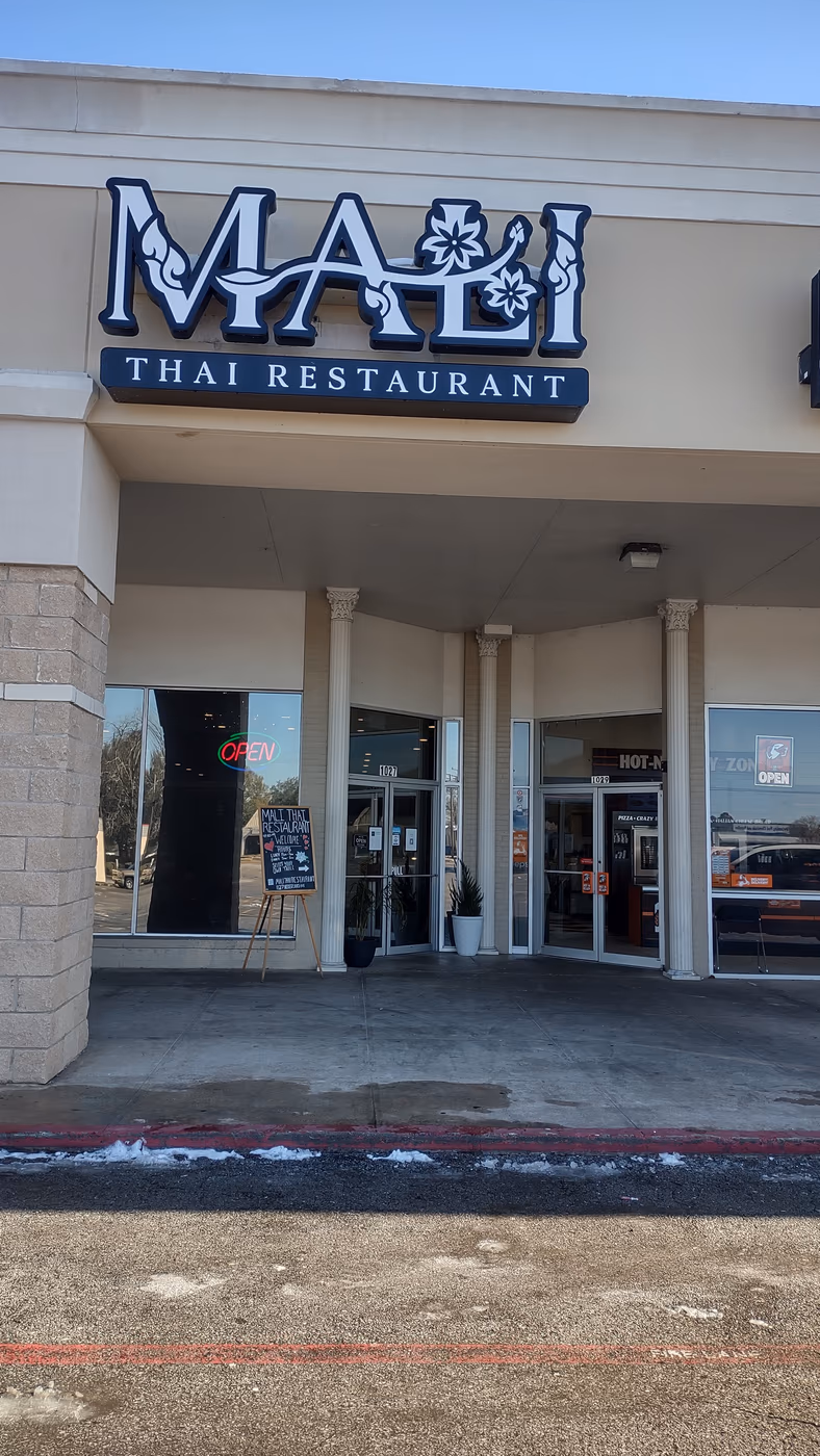 Mali Thai Restaurant photo 3