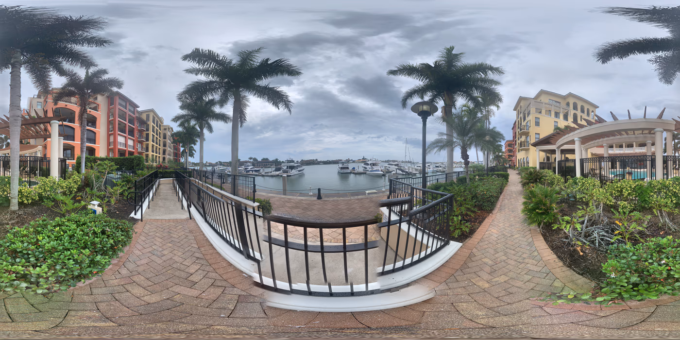 Mango's Dockside Bistro