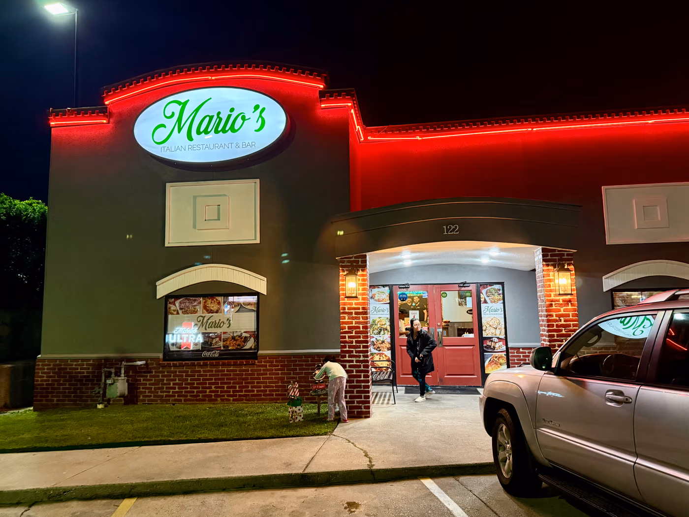 Mario's Italian Restaurant & Bar