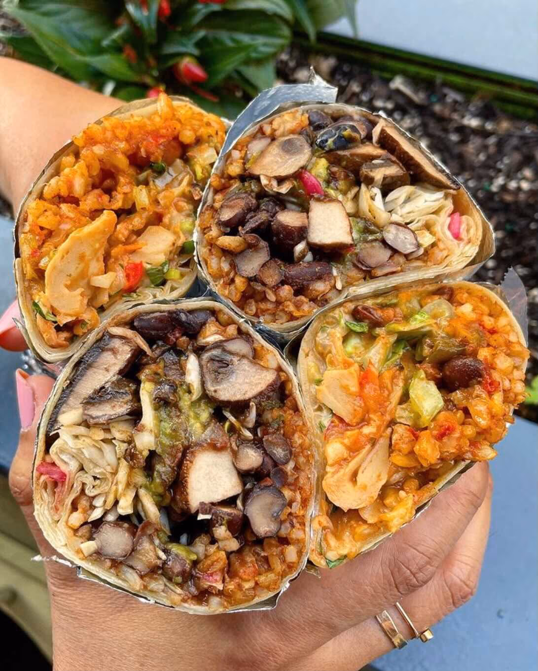 Más Veggies Vegan Taqueria photo 3