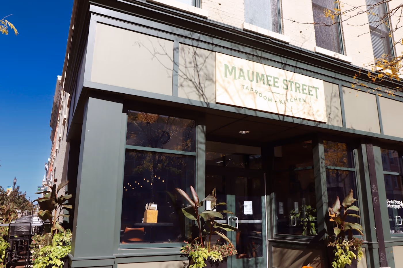 Maumee Street: taproom + kitchen photo 2