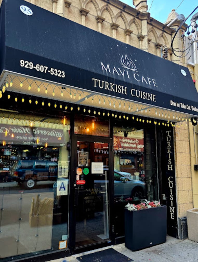 Mavi Halal Cafe