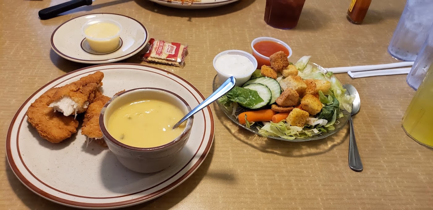 McMillan's Family Restaraunt photo 3