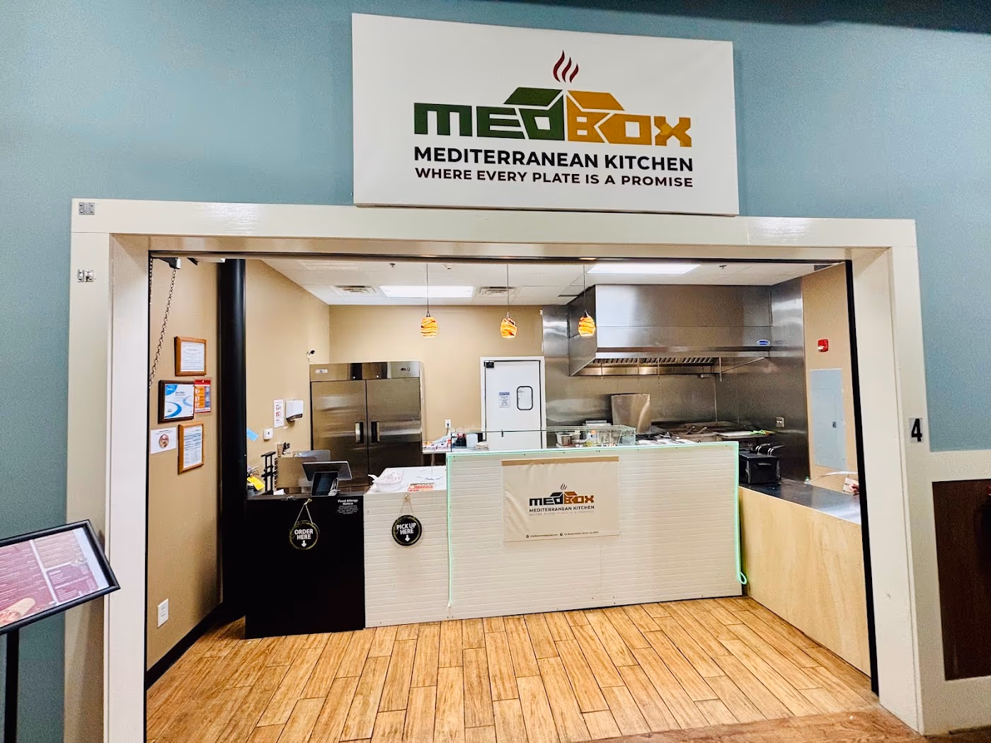 Medbox Restaurant photo 2