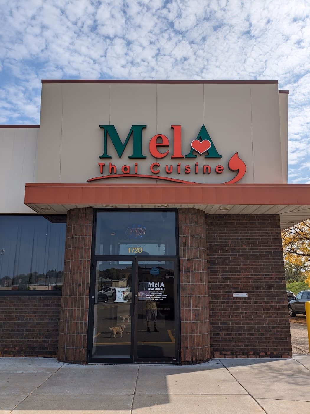 Mela Thai Cuisine photo 3