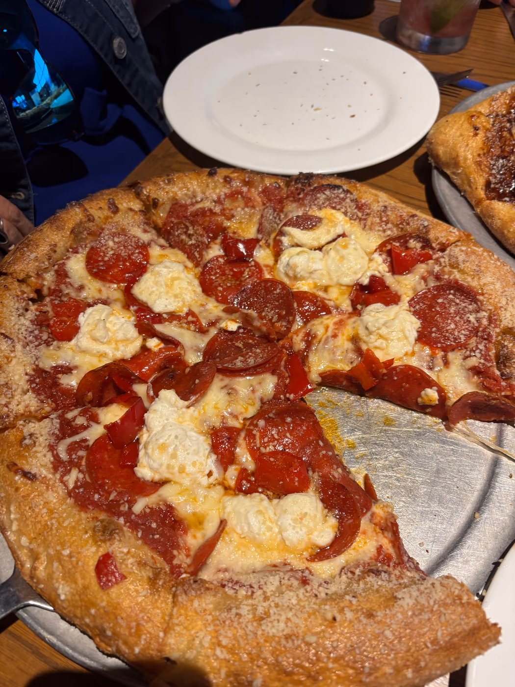 Mellow Mushroom Lincoln photo 3