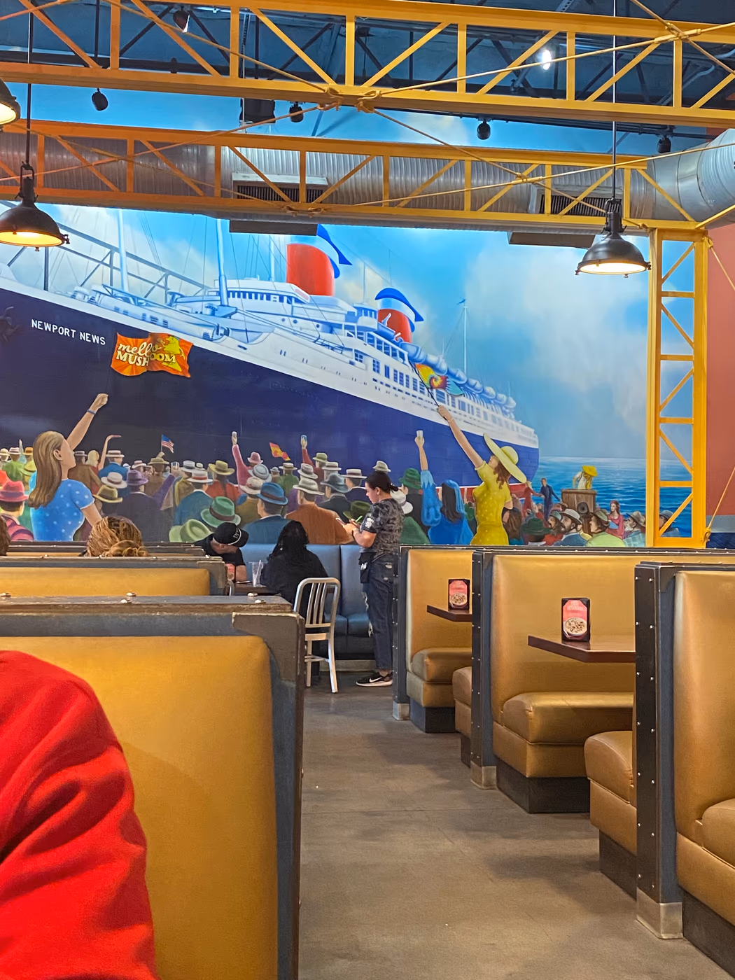 Mellow Mushroom Newport News photo 2