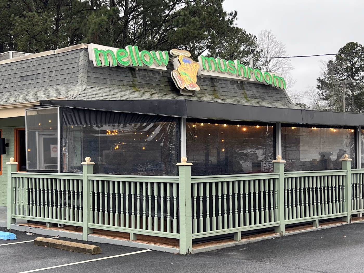 Mellow Mushroom Snellville photo 2