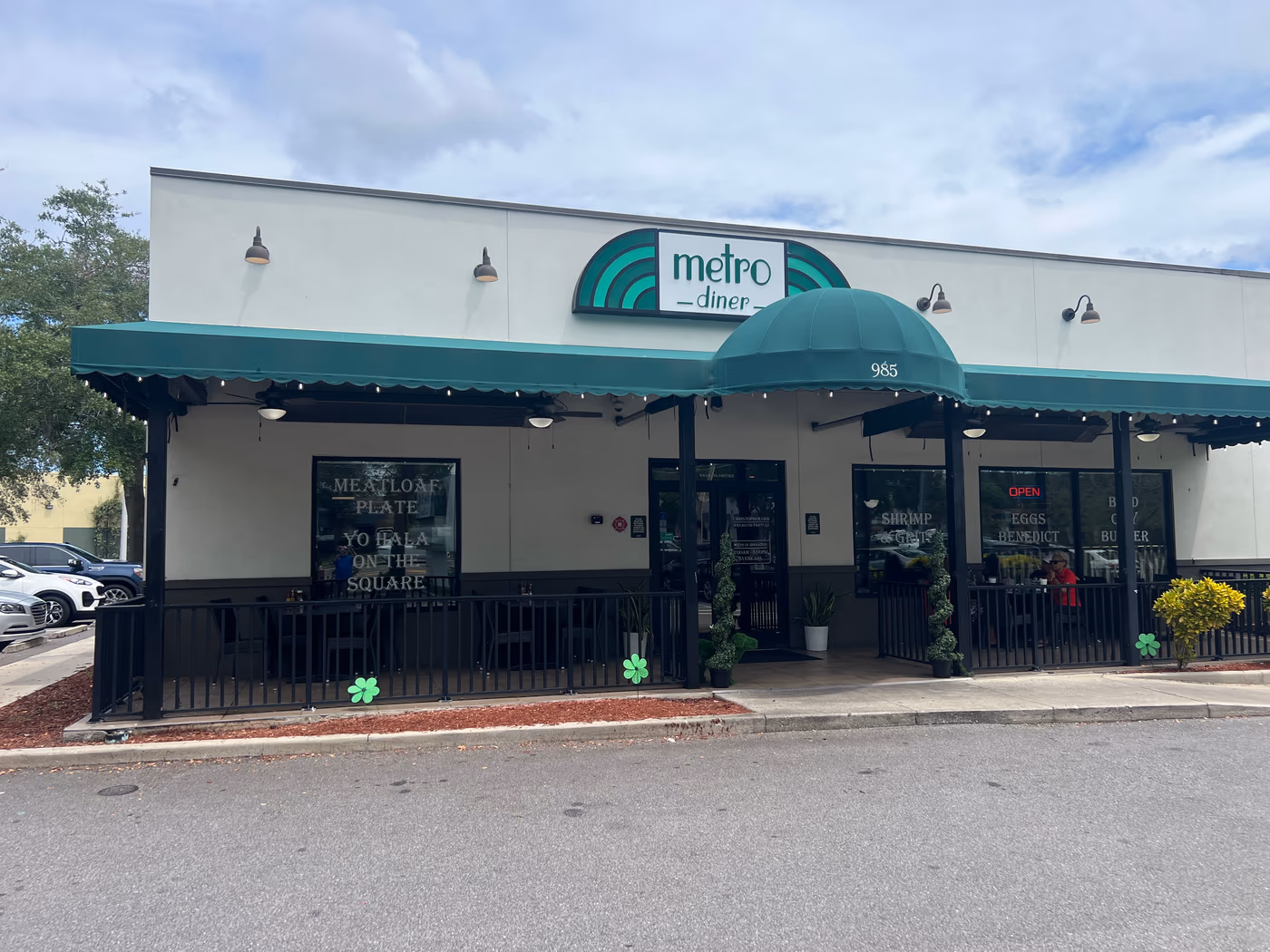 Metro Diner
