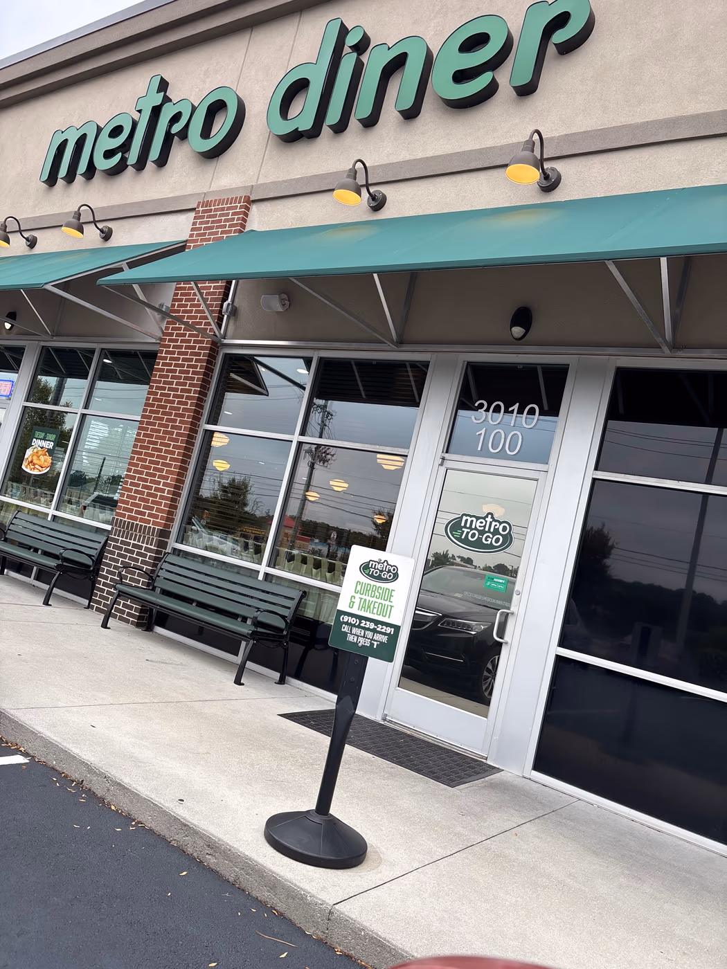 Metro Diner