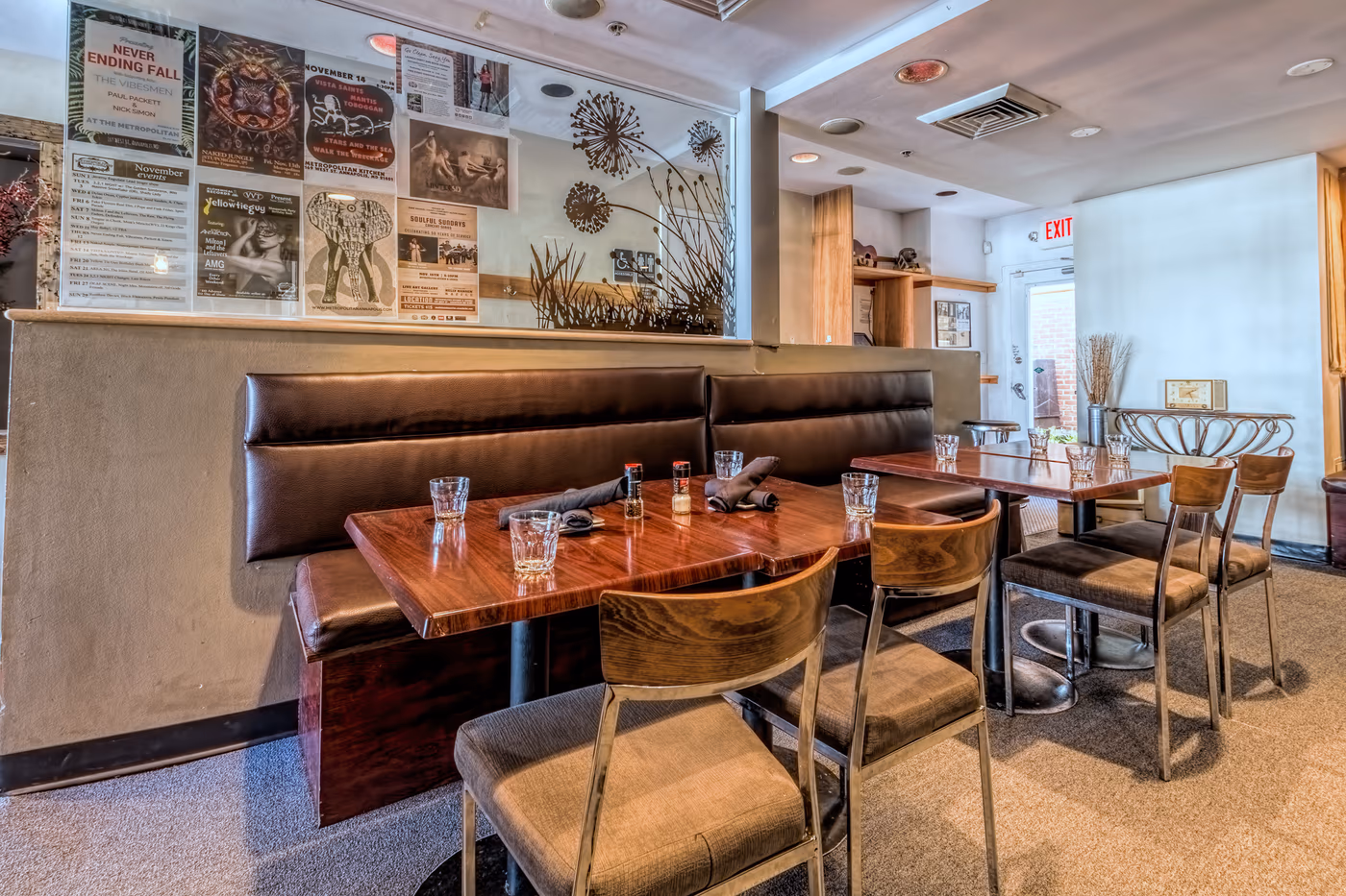 Metropolitan Kitchen & Lounge
