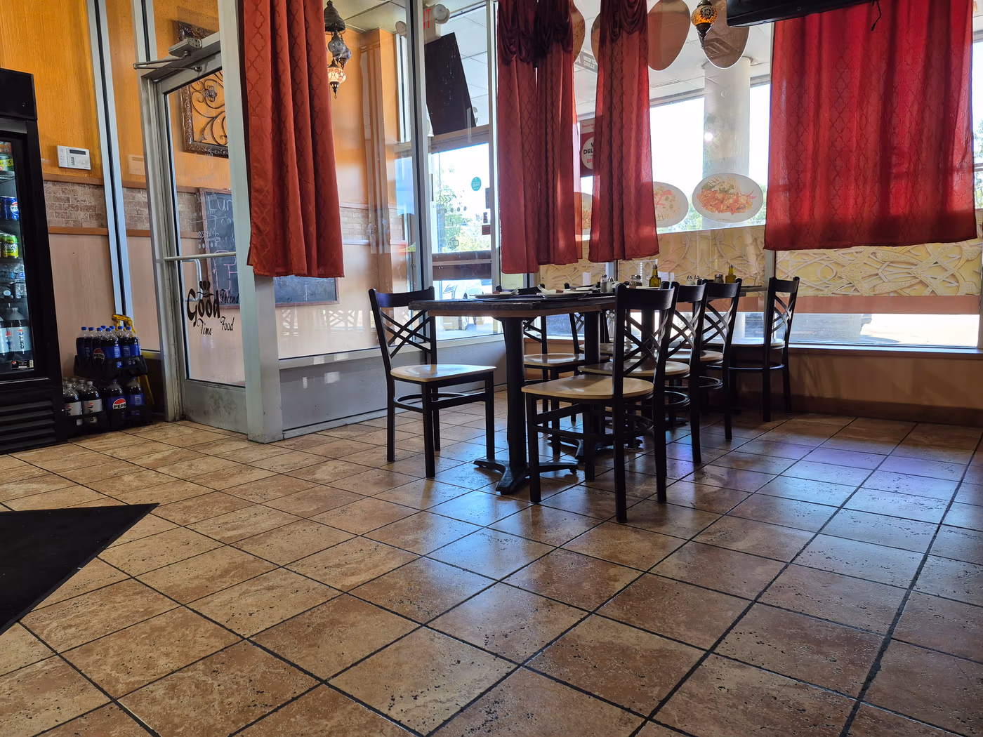 Mezza Mediterranean Grille photo 3
