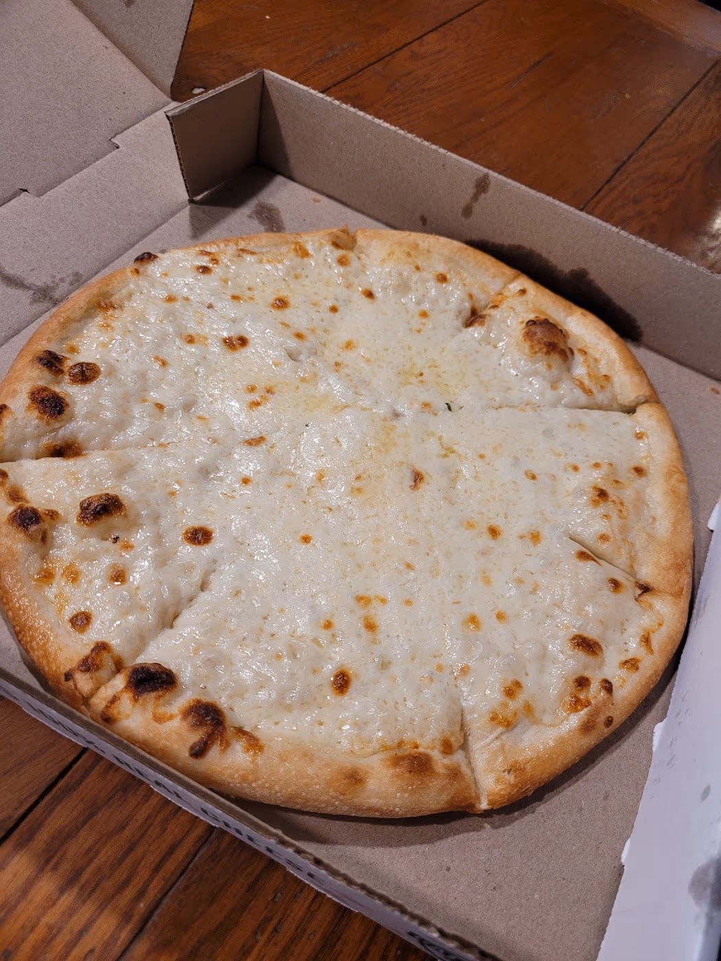 Mia's Pizzeria & Restaurant photo 3