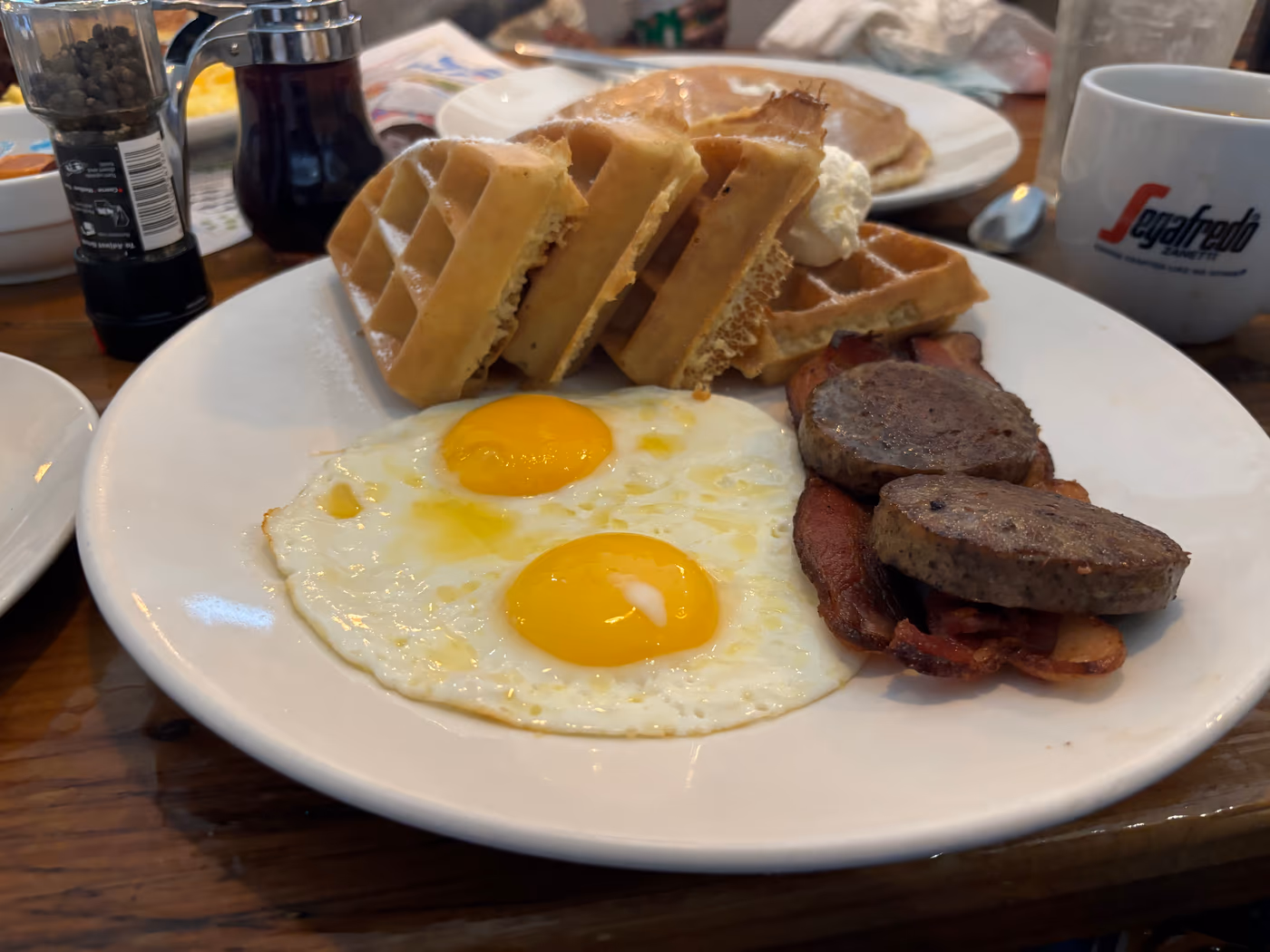 Mid Cities Cafe photo 2