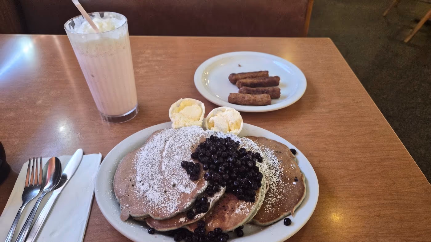 Millbrae Pancake House photo 4