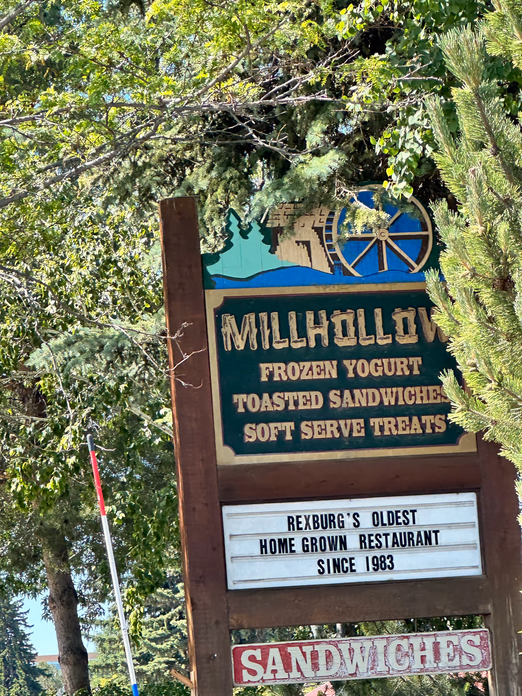 Millhollow Restaurant photo 2