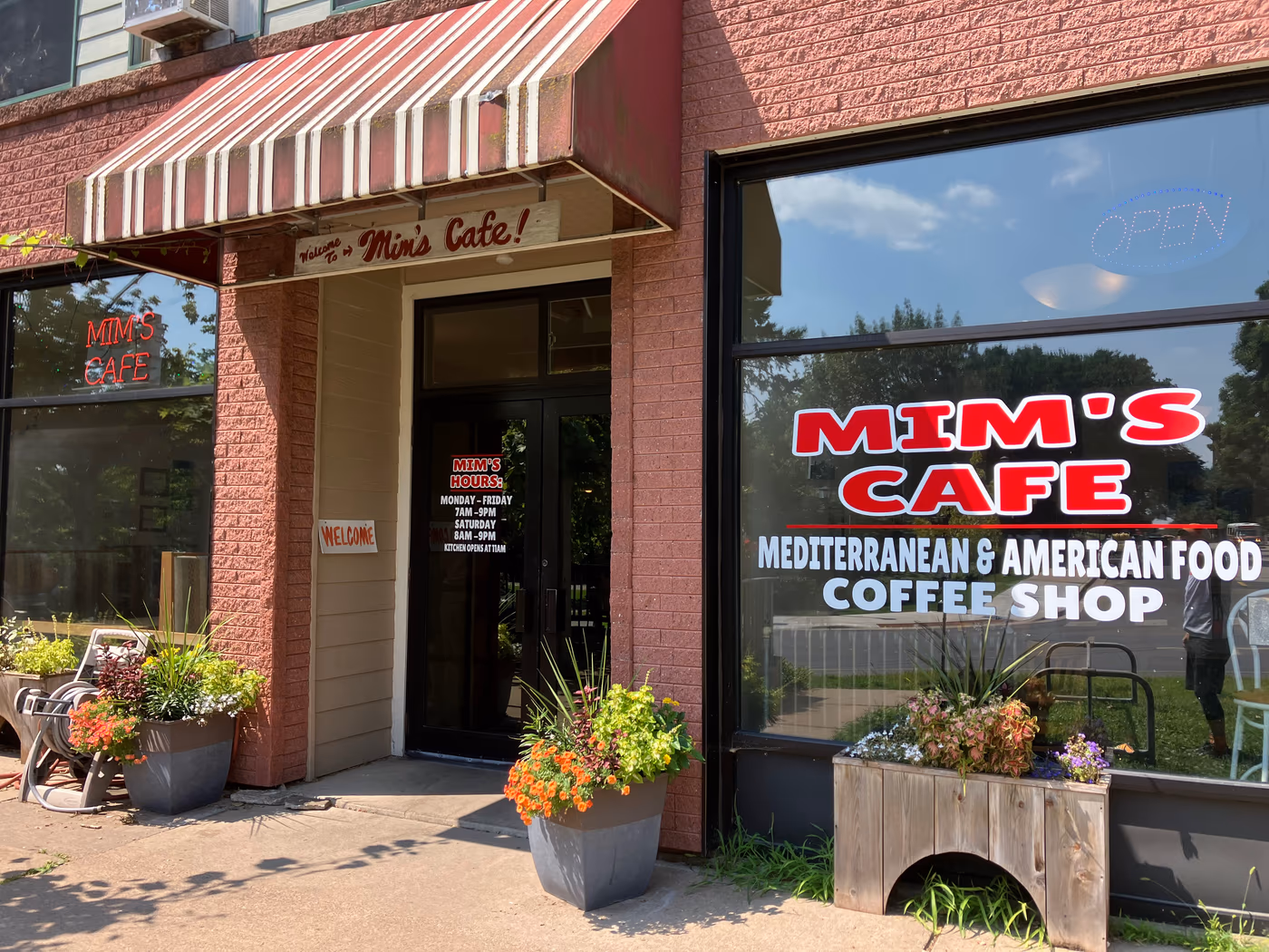 Mim's Cafe photo 2