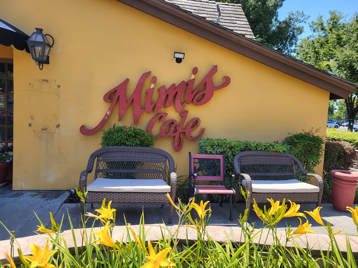 Mimi's Cafe