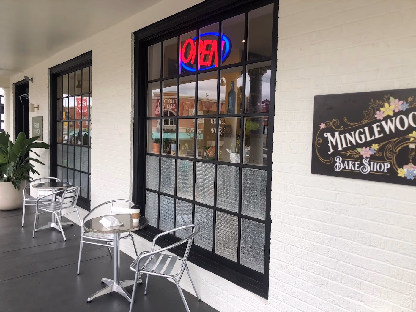 Minglewood Bake Shop photo 3