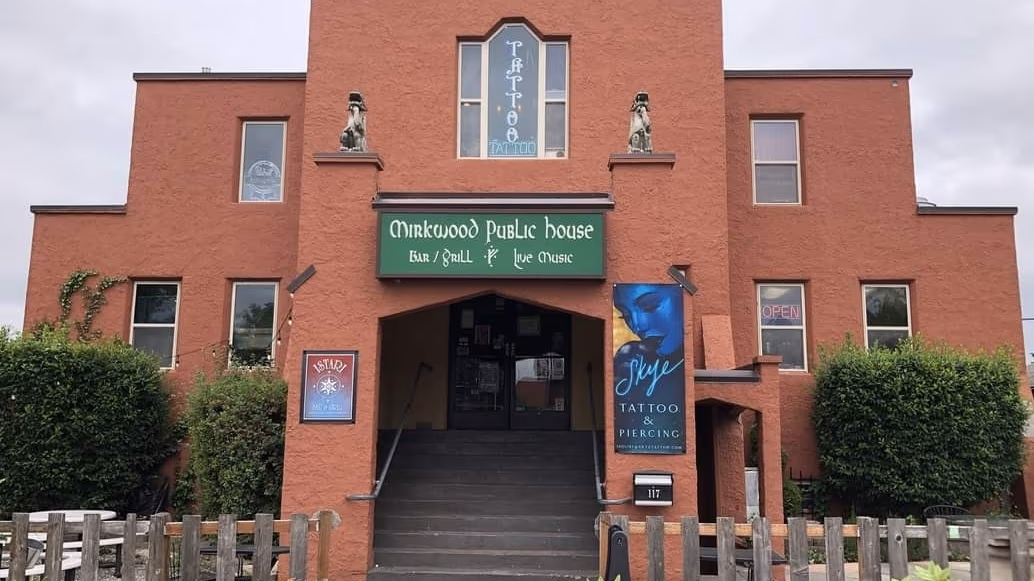 Mirkwood Public House photo 2