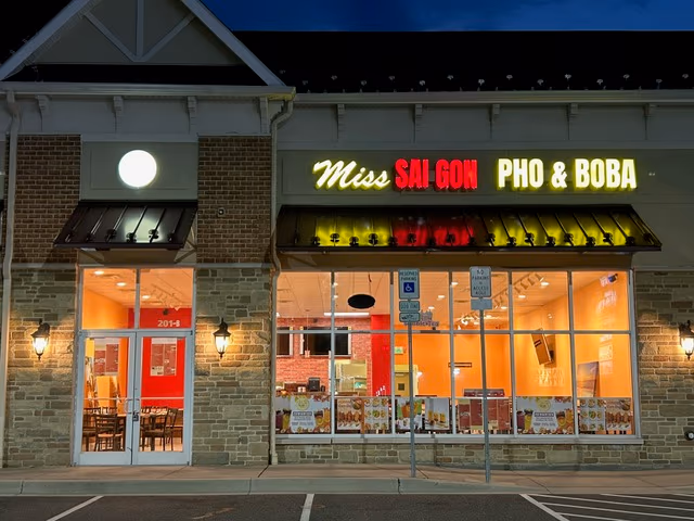 Miss Sai Gon Pho & Boba photo 2