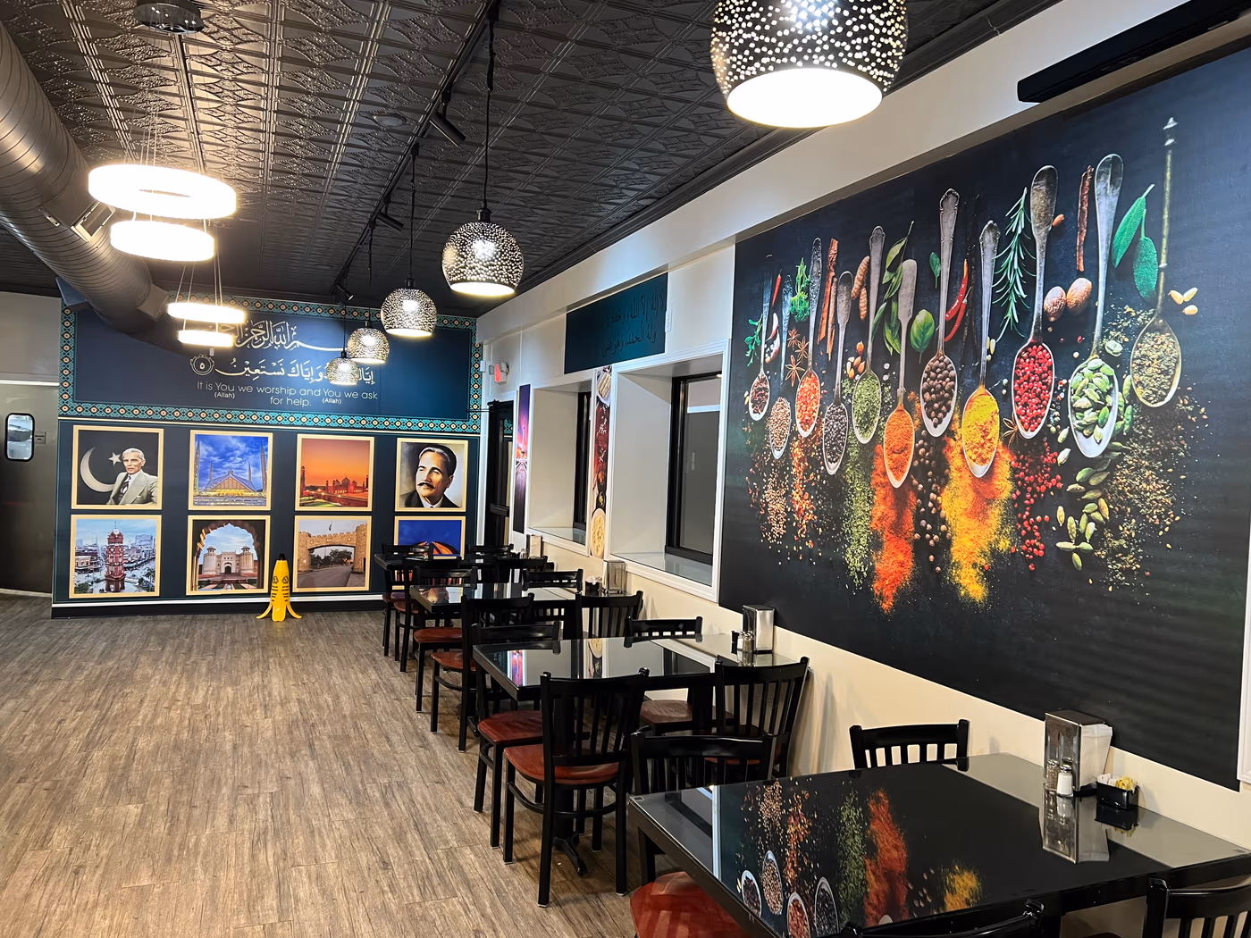 Moghul Halal Express photo 2