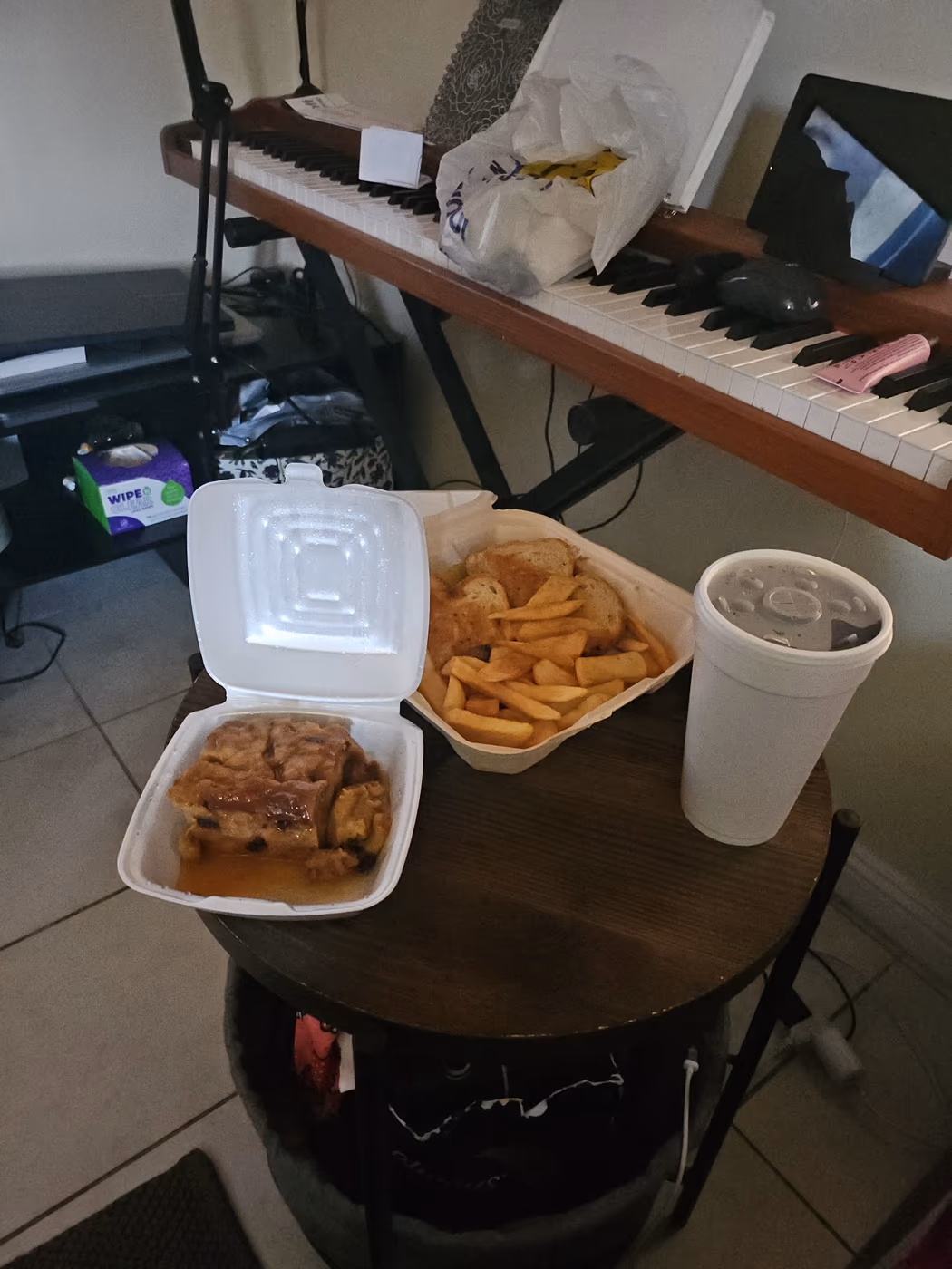 Molly's Cafe photo 4