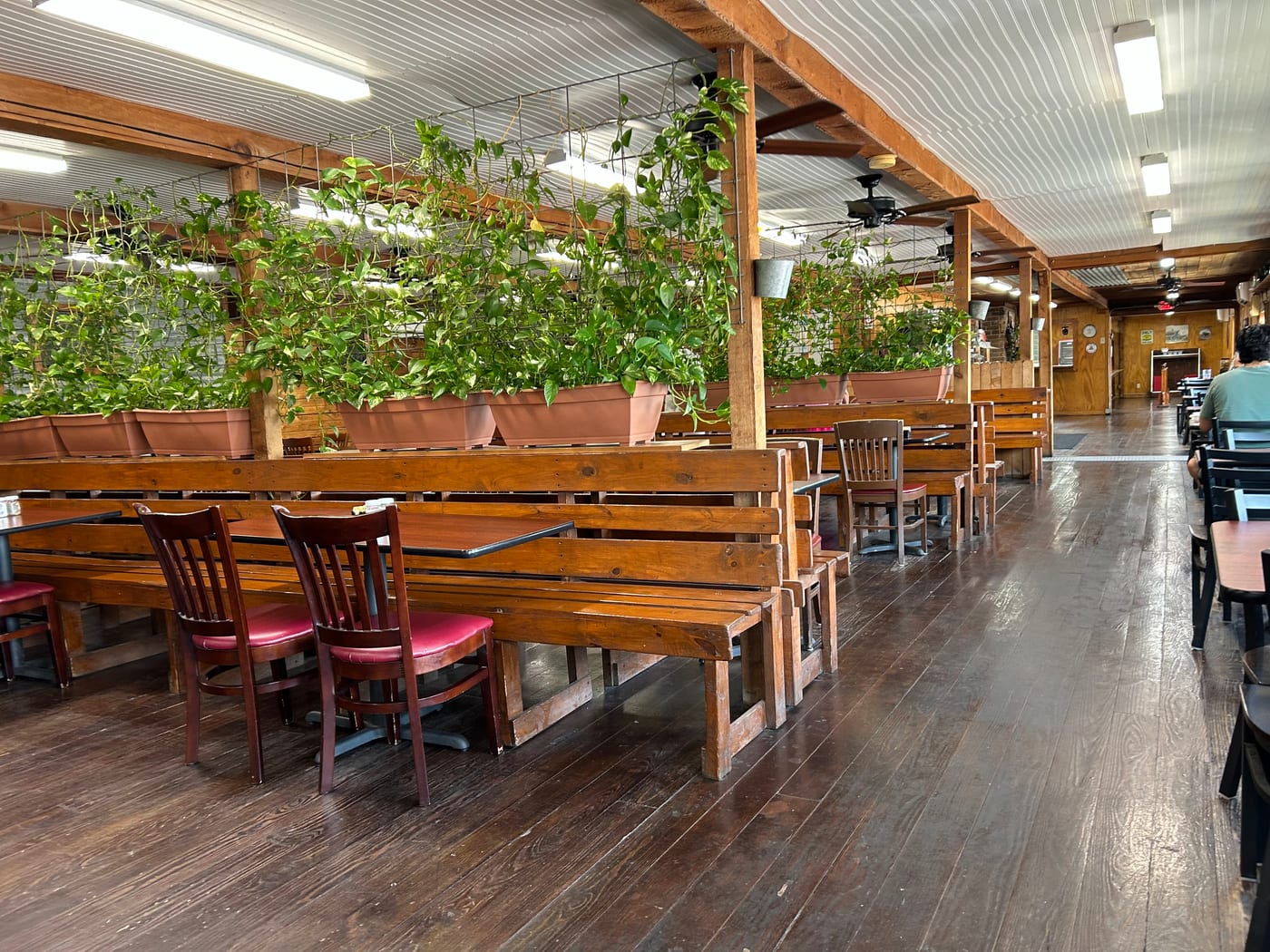 Mom's Country Kitchen