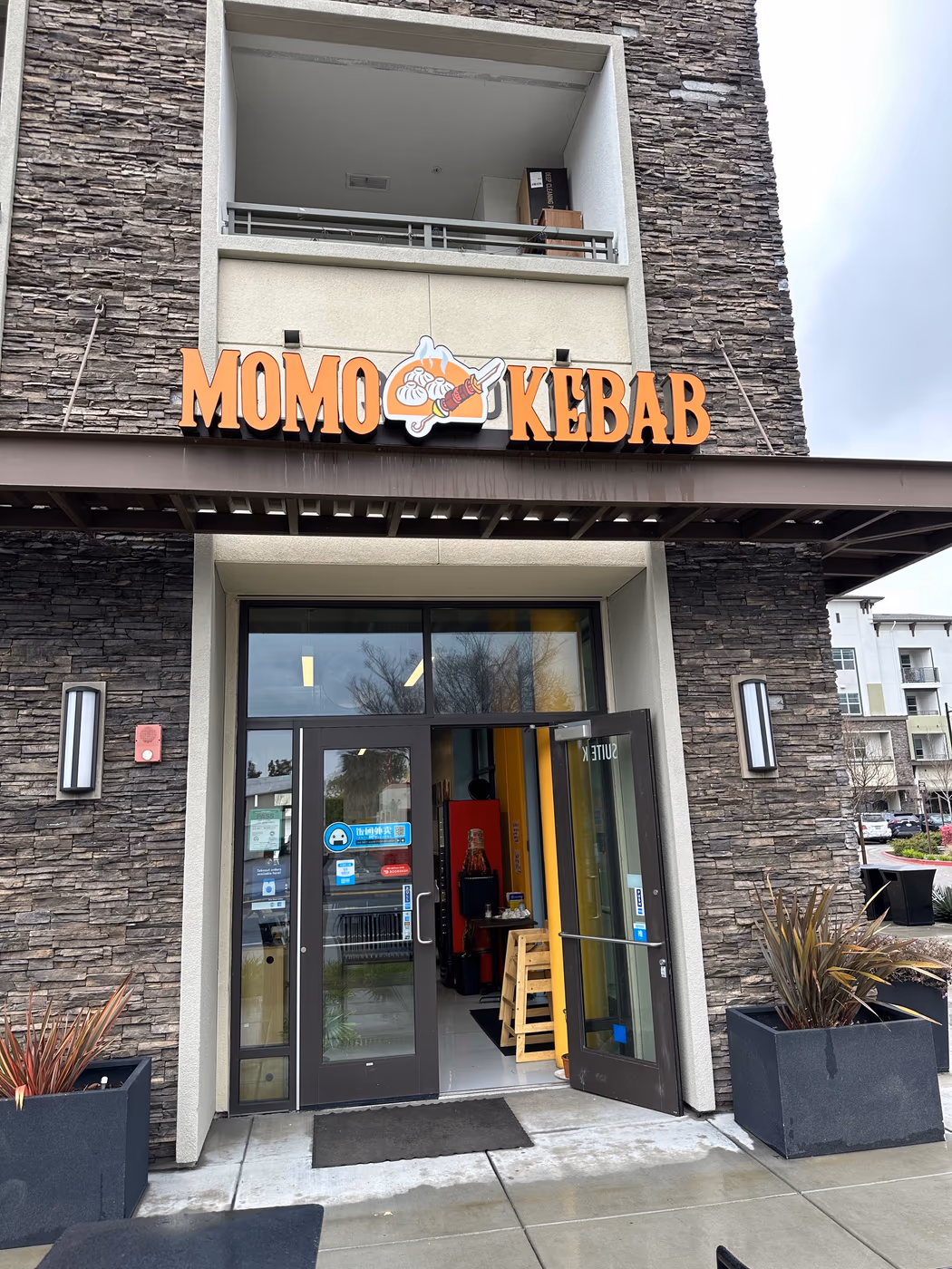 Momo & Kebab
